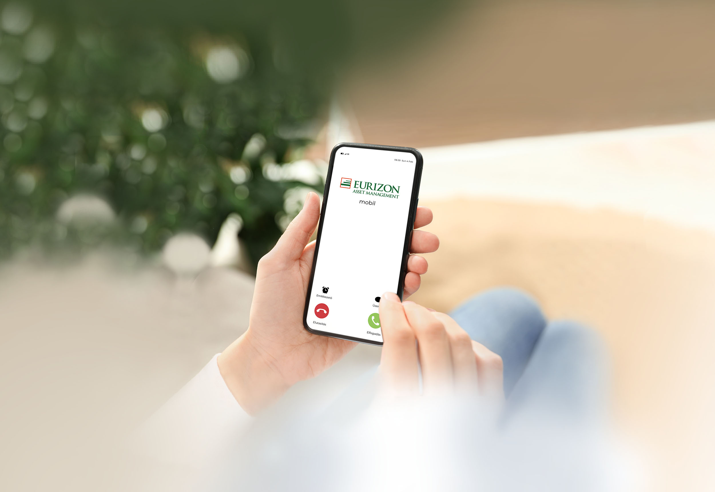 Eurizon Telekommunikáció Tőkevédett Származtatott Részalap kép mobiltelefon